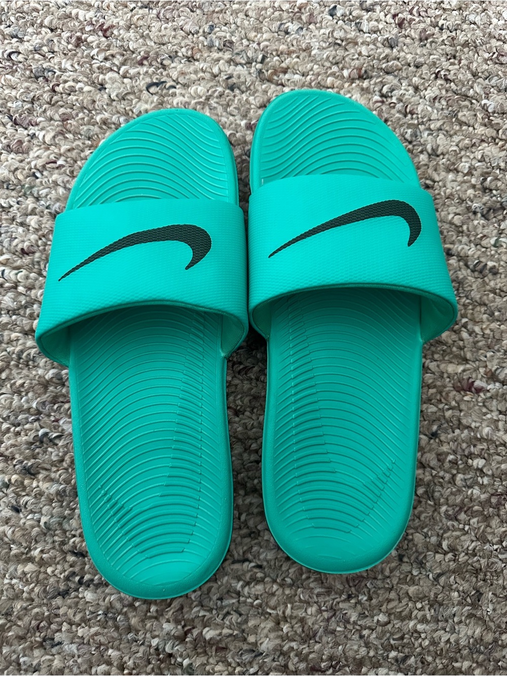 Nike Women’s Teal Slide Sandals with Black Swoosh - Picture 2 of 4